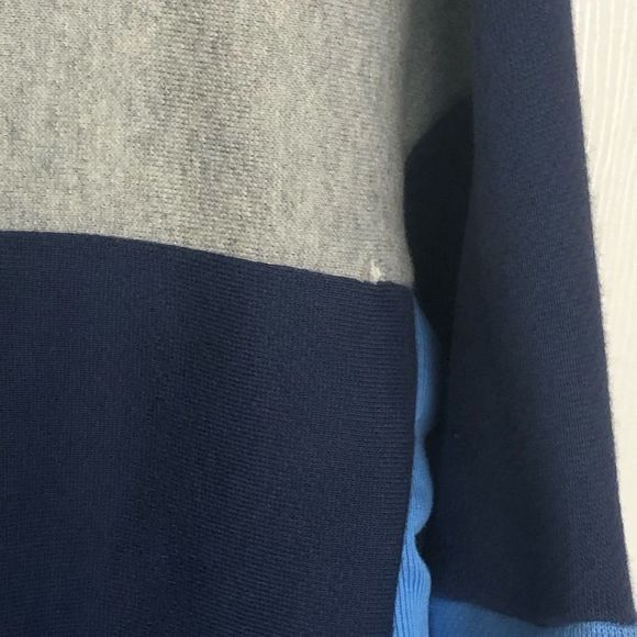 CHAMPION Hoodie - Picture 4 of 8